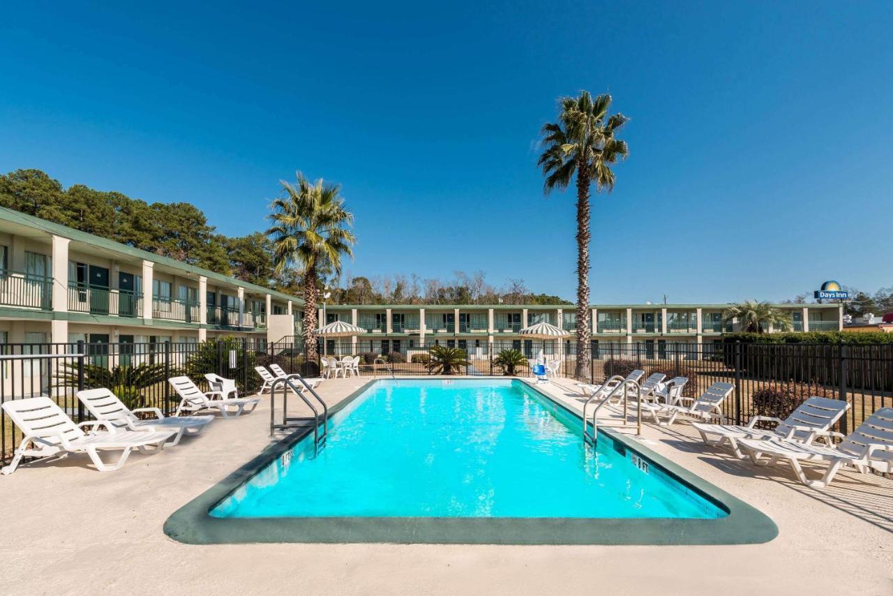 Days Inn By Wyndham Richmond Hill/Savannah Kültér fotó