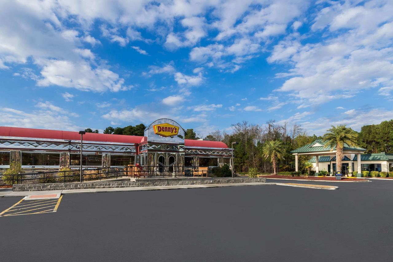 Days Inn By Wyndham Richmond Hill/Savannah Kültér fotó